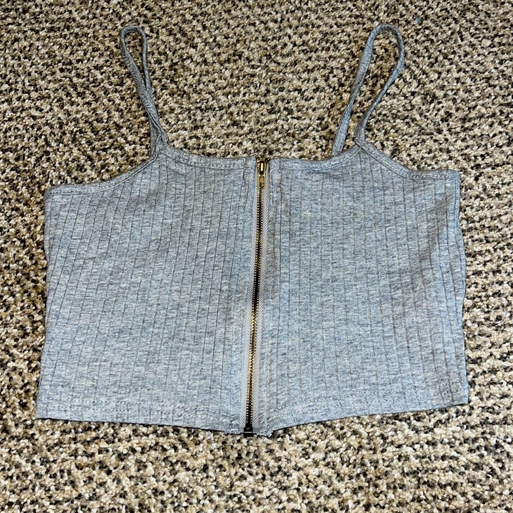 Ordered offline and it doesn’t fit me. NEVER worn